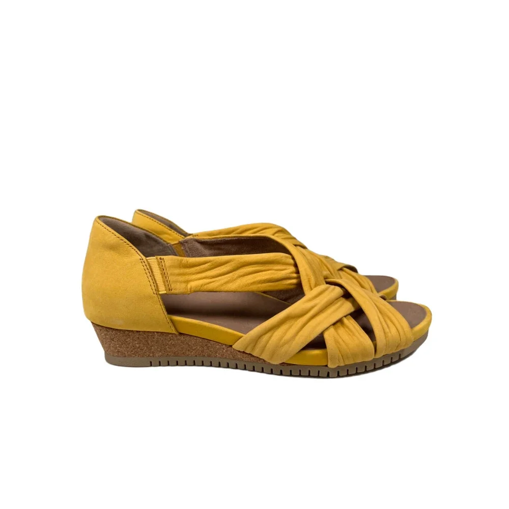 Earth Women's Yellow Ficus Gemini Suede Cross Strap Low Wedge Sandals - 9